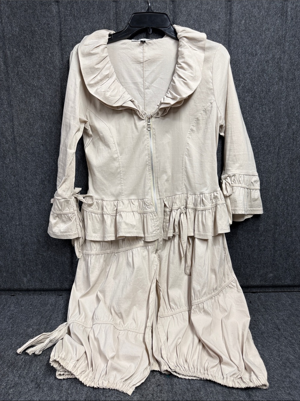 Zone Bleue Women's Cream Ruffle Midi Dress Jacket